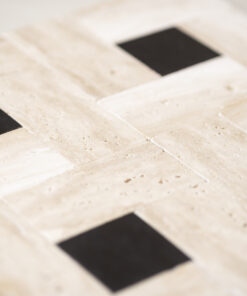 Alternative view of Harper travertin / nero marquina