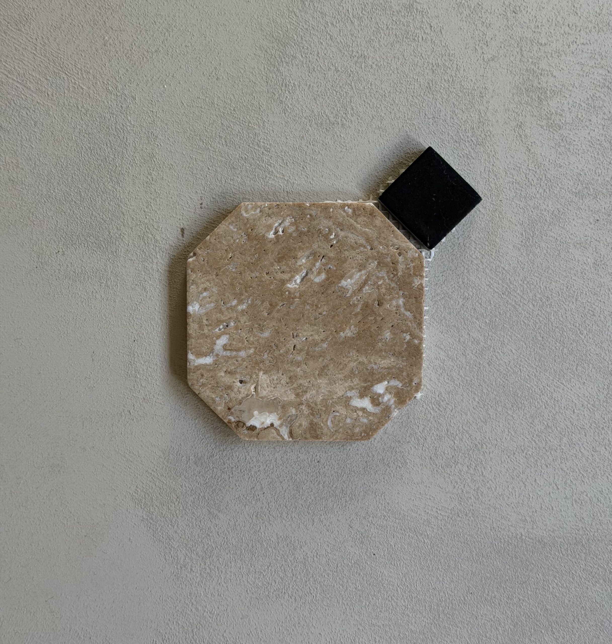 Cleo Yellow Travertin - sample